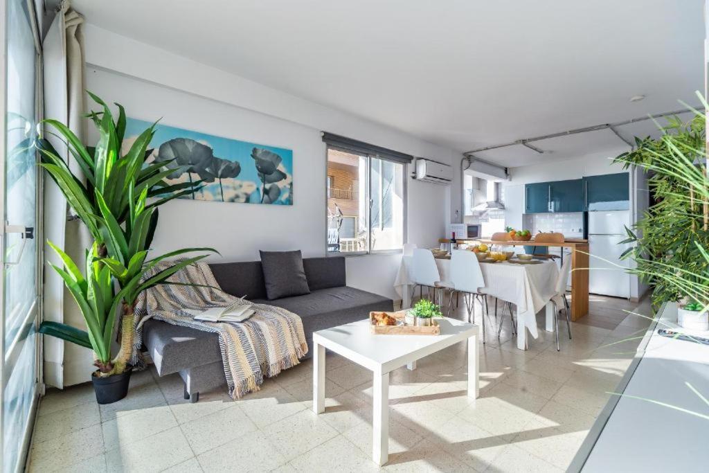 Seaside Boutique * Fuengirola